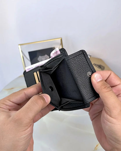 Genuine leather wallet with coin compartment, color: black, model 2068