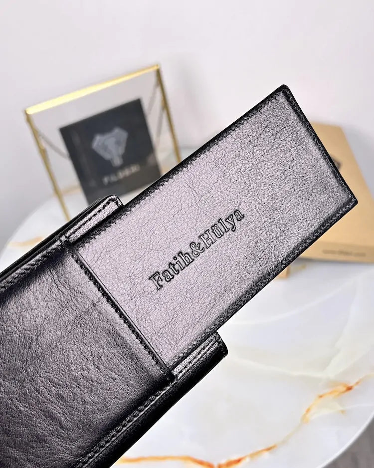 Genuine leather wallet and card holder, color: glossy black, model 2047