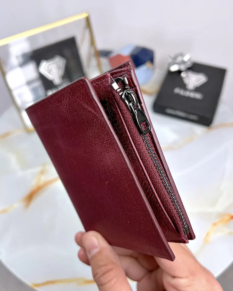 Genuine leather wallet with magnet and zipper, color: Bordeaux, model 2044