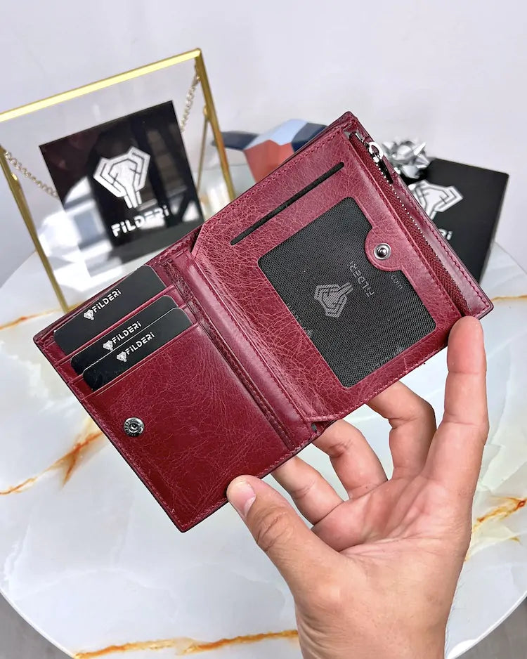 Genuine leather wallet with magnet and zipper, color: Bordeaux, model 2044