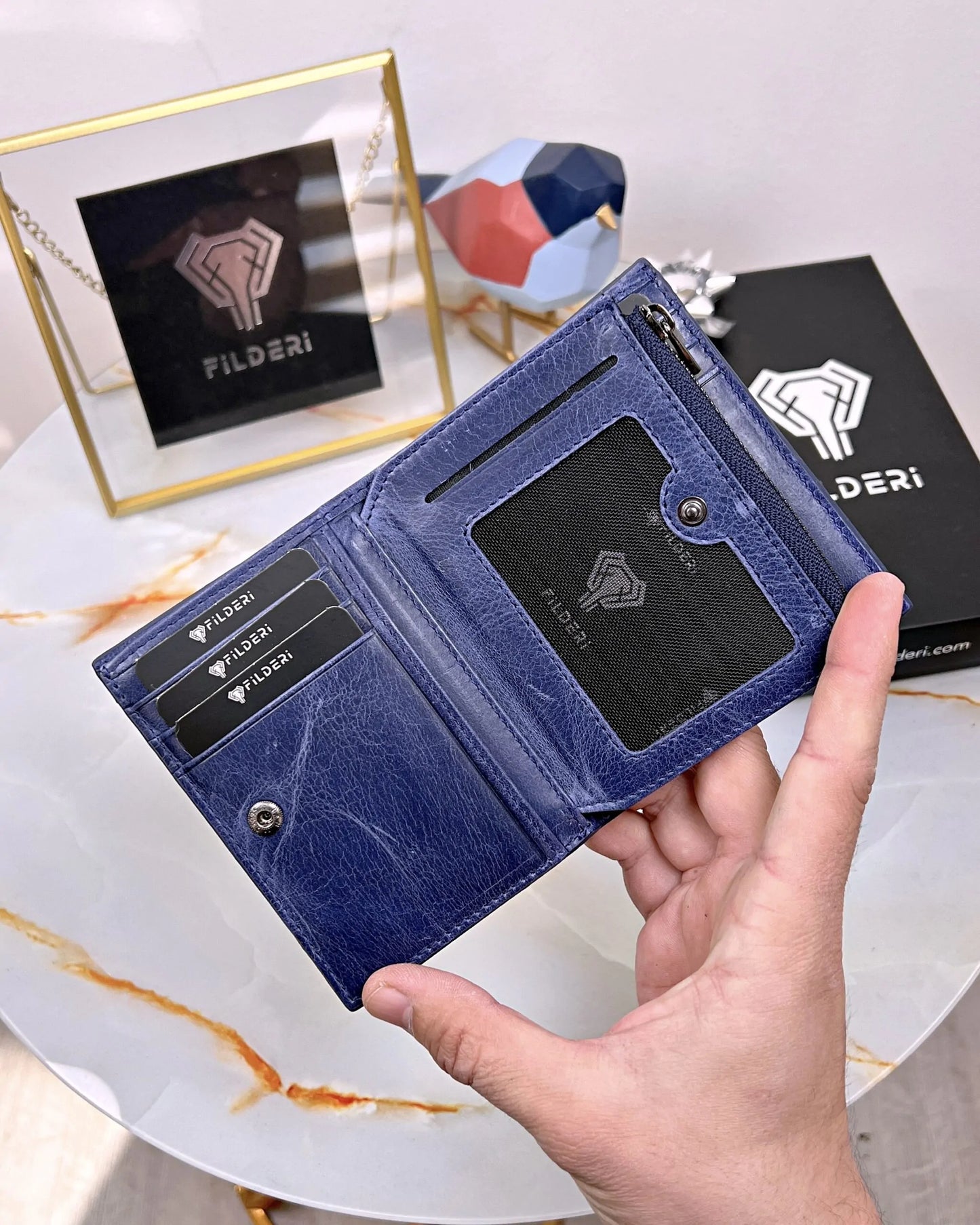 Wallet made of genuine leather, color: dark blue, model 2044