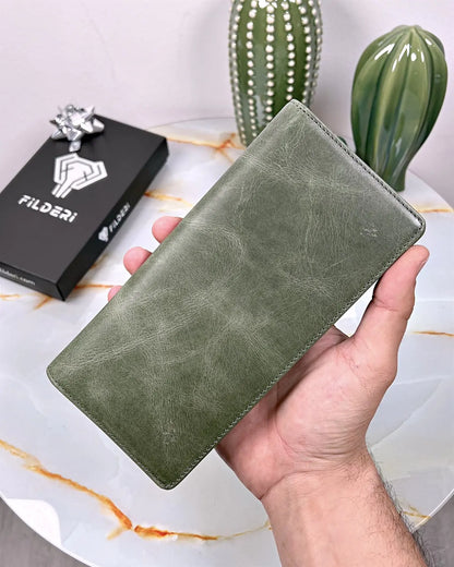 Cell phone wallet made of genuine leather, color: green, model 2028